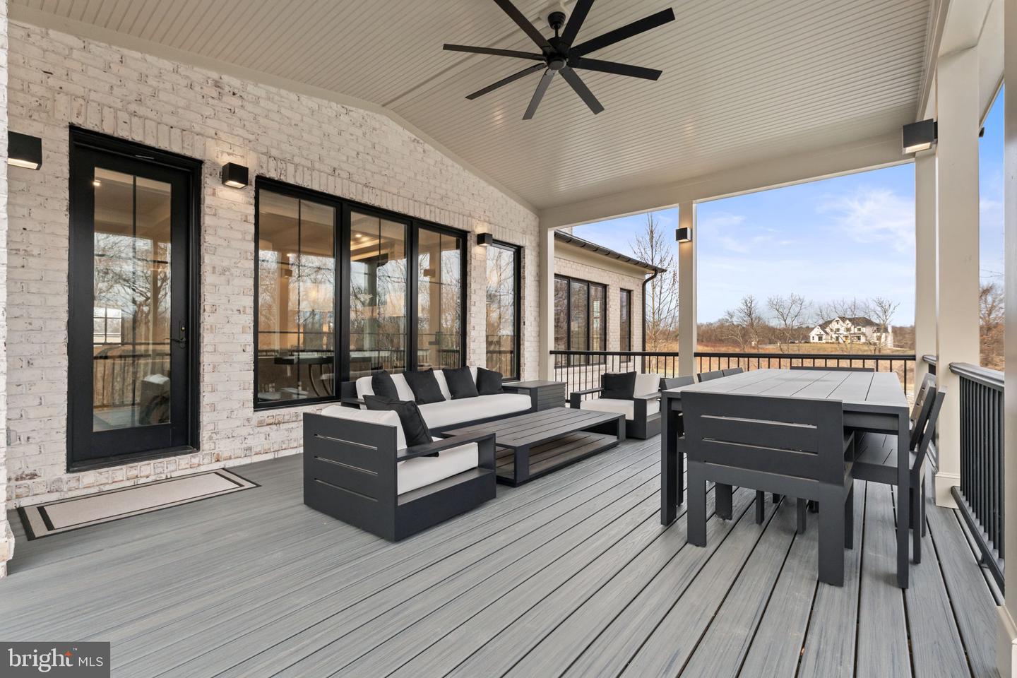 37291 SEABISCUIT PARK PL, MIDDLEBURG, Virginia 20117, 5 Bedrooms Bedrooms, ,5 BathroomsBathrooms,Residential,For sale,37291 SEABISCUIT PARK PL,VALO2111662 MLS # VALO2111662