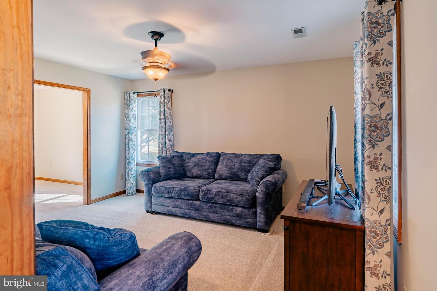 6 LITTLE CREEK LN, FREDERICKSBURG, Virginia 22405, 3 Bedrooms Bedrooms, ,2 BathroomsBathrooms,Residential,For sale,6 LITTLE CREEK LN,VAST2044476 MLS # VAST2044476 6 LITTLE CREEK LN, FREDERICKSBURG, Virginia 22405, 3 Bedrooms Bedrooms, ,2 BathroomsBathrooms,Residential,For sale,6 LITTLE CREEK LN,VAST2044476 MLS # VAST2044476