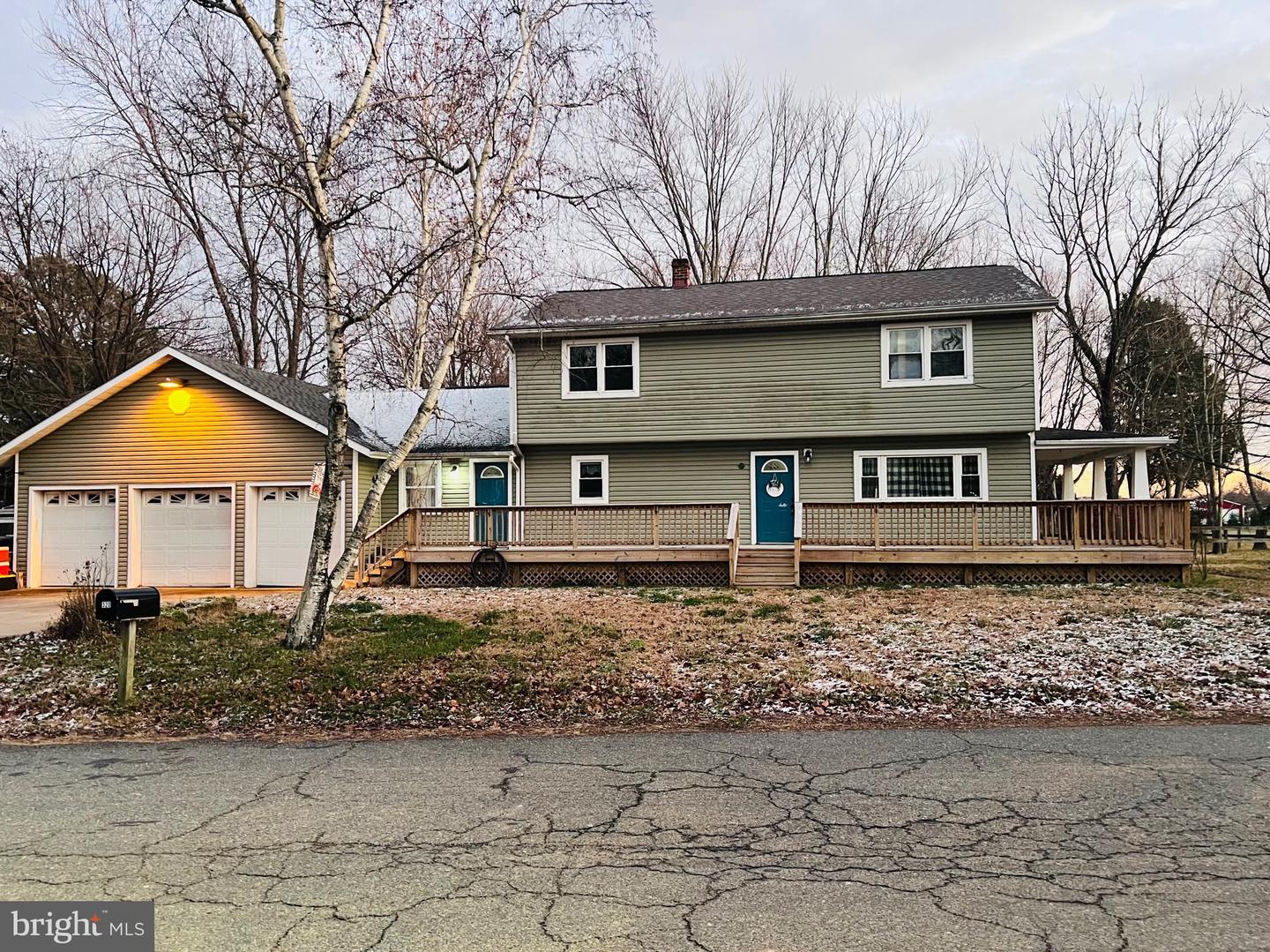 320 CEDAR AVE, COLONIAL BEACH, Virginia 22443, 4 Bedrooms Bedrooms, ,2 BathroomsBathrooms,Residential,For sale,320 CEDAR AVE,VAWE2010182 MLS # VAWE2010182 320 CEDAR AVE, COLONIAL BEACH, Virginia 22443, 4 Bedrooms Bedrooms, ,2 BathroomsBathrooms,Residential,For sale,320 CEDAR AVE,VAWE2010182 MLS # VAWE2010182