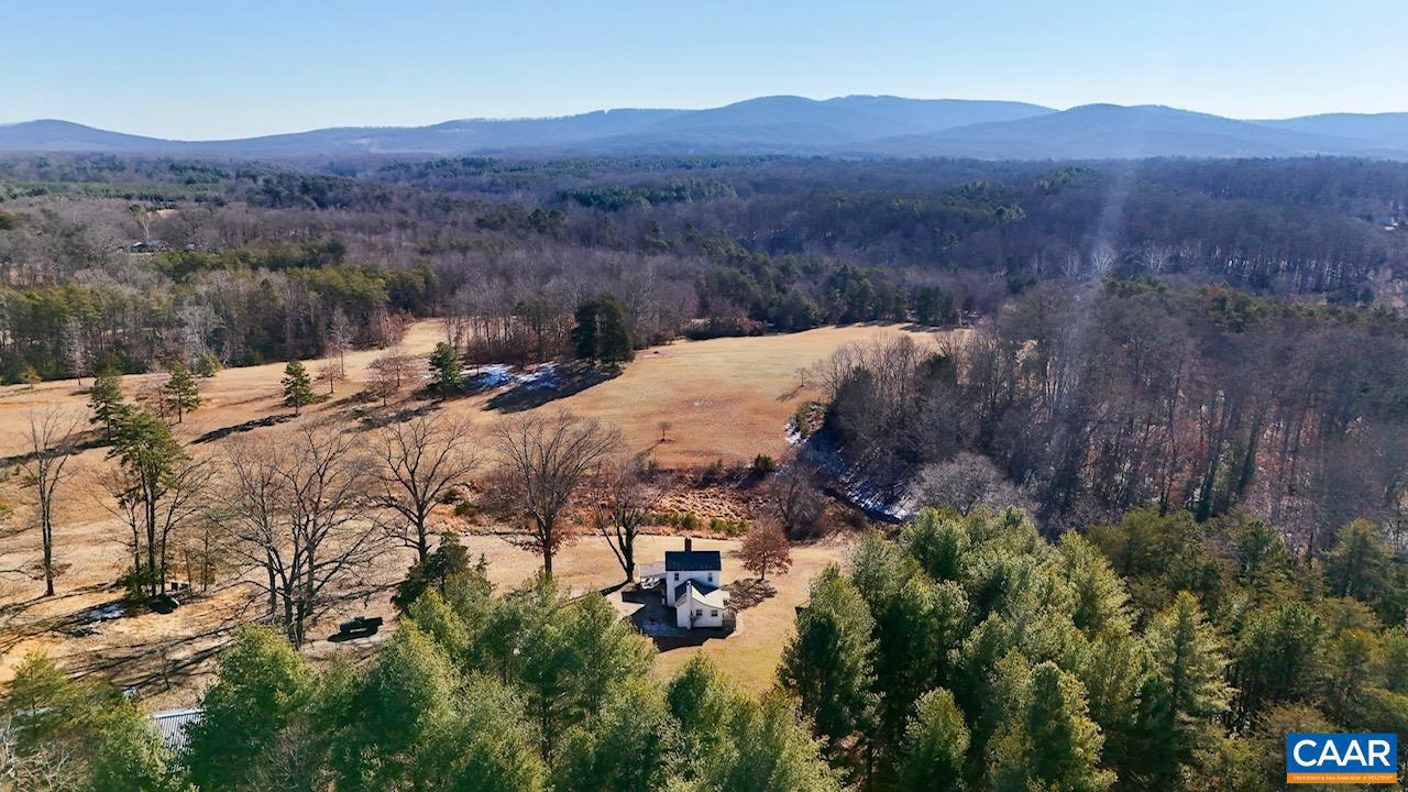 16547 VALLEY HIGH FARM LN, BARBOURSVILLE, Virginia 22923, 2 Bedrooms Bedrooms, ,1 BathroomBathrooms,Residential,For sale,16547 VALLEY HIGH FARM LN,671666 MLS # 671666