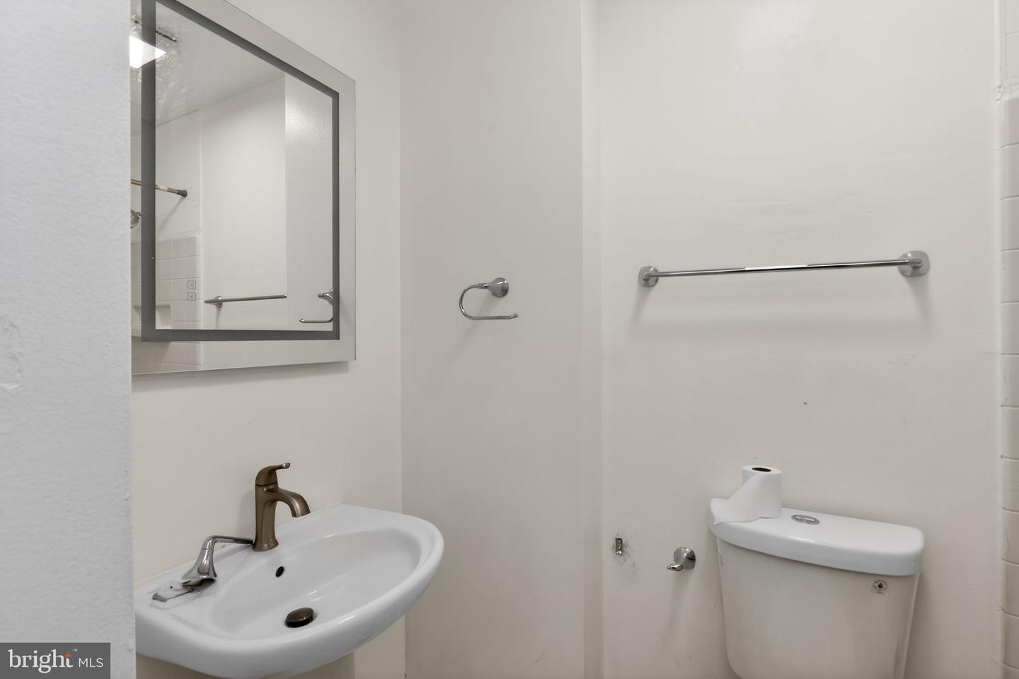 1607 ASHFORD PL, WOODBRIDGE, Virginia 22191, 4 Bedrooms Bedrooms, ,3 BathroomsBathrooms,Residential,For sale,1607 ASHFORD PL,VAPW2108872 MLS # VAPW2108872