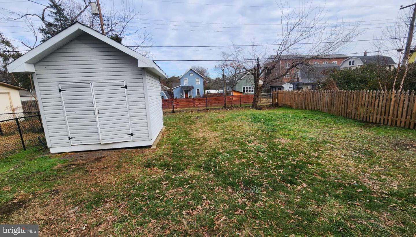 1407 SUNKEN RD, FREDERICKSBURG, Virginia 22401, 4 Bedrooms Bedrooms, ,2 BathroomsBathrooms,Residential,For sale,1407 SUNKEN RD,VAFB2009390 MLS # VAFB2009390 1407 SUNKEN RD, FREDERICKSBURG, Virginia 22401, 4 Bedrooms Bedrooms, ,2 BathroomsBathrooms,Residential,For sale,1407 SUNKEN RD,VAFB2009390 MLS # VAFB2009390