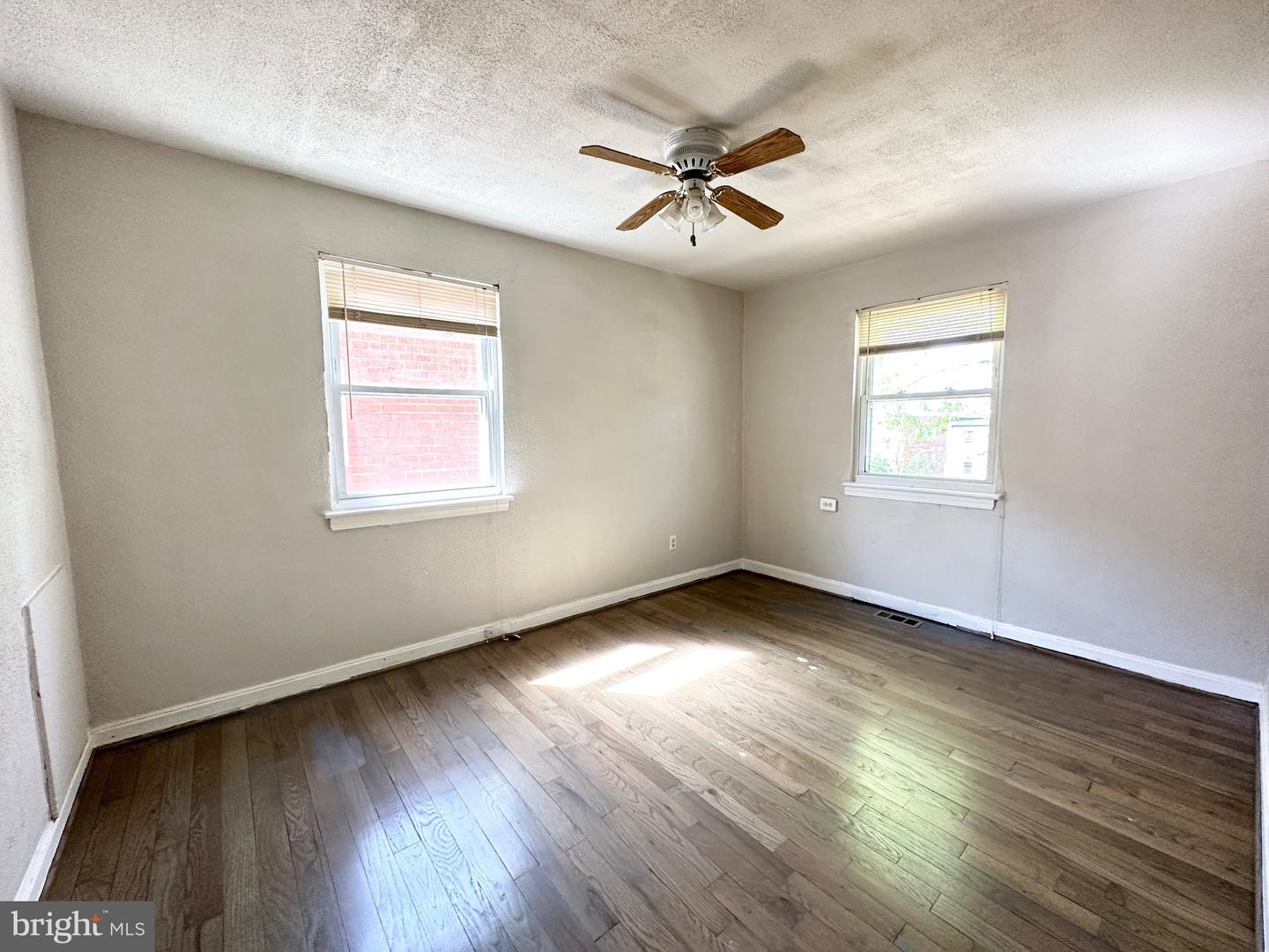 5122 H ST SE, WASHINGTON, District Of Columbia 20019, 4 Bedrooms Bedrooms, ,2 BathroomsBathrooms,Residential,For sale,5122 H ST SE,DCDC2234694 MLS # DCDC2234694 5122 H ST SE, WASHINGTON, District Of Columbia 20019, 4 Bedrooms Bedrooms, ,2 BathroomsBathrooms,Residential,For sale,5122 H ST SE,DCDC2234694 MLS # DCDC2234694