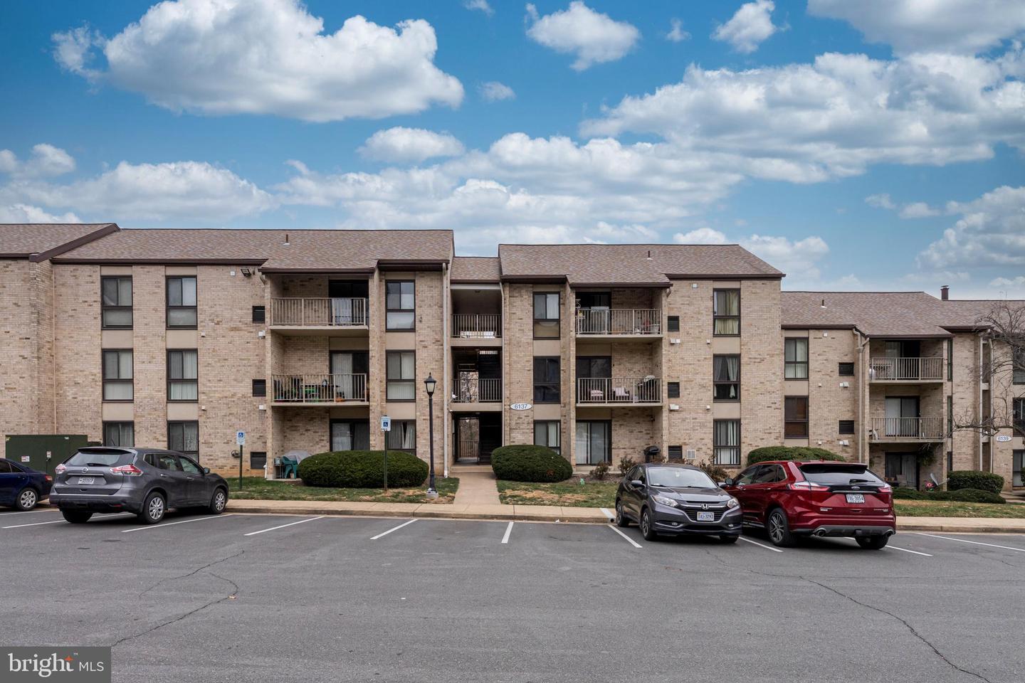 6137 EDSALL RD #I, ALEXANDRIA, Virginia 22304, 2 Bedrooms Bedrooms, ,1 BathroomBathrooms,Residential,For sale,6137 EDSALL RD #I,VAAX2052386 MLS # VAAX2052386 6137 EDSALL RD #I, ALEXANDRIA, Virginia 22304, 2 Bedrooms Bedrooms, ,1 BathroomBathrooms,Residential,For sale,6137 EDSALL RD #I,VAAX2052386 MLS # VAAX2052386
