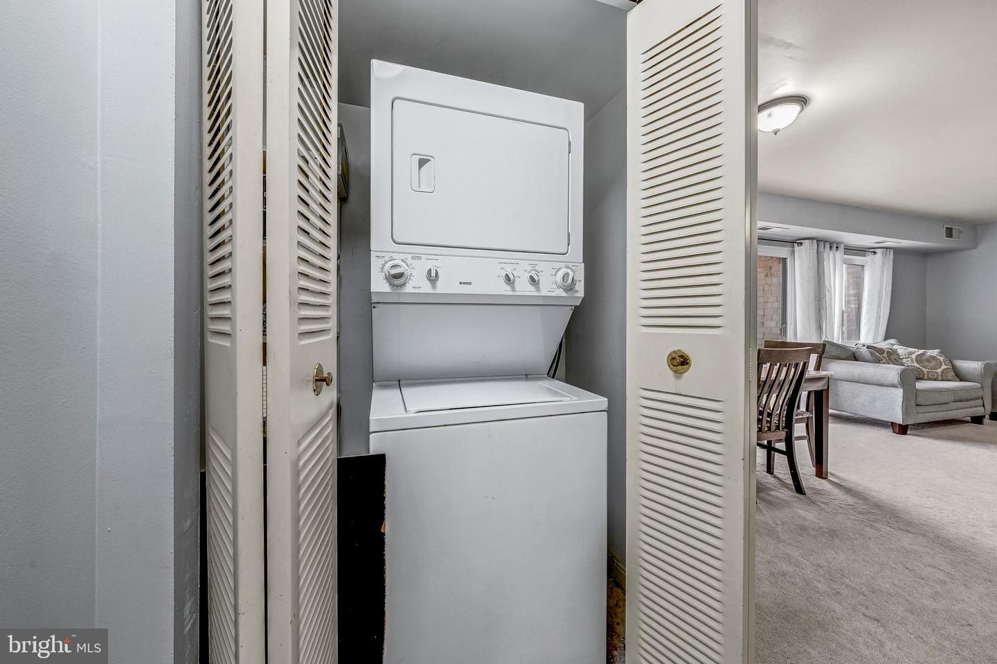 6137 EDSALL RD #I, ALEXANDRIA, Virginia 22304, 2 Bedrooms Bedrooms, ,1 BathroomBathrooms,Residential,For sale,6137 EDSALL RD #I,VAAX2052386 MLS # VAAX2052386 6137 EDSALL RD #I, ALEXANDRIA, Virginia 22304, 2 Bedrooms Bedrooms, ,1 BathroomBathrooms,Residential,For sale,6137 EDSALL RD #I,VAAX2052386 MLS # VAAX2052386