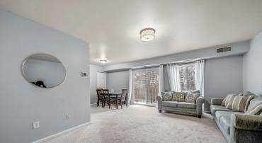 6137 EDSALL RD #I, ALEXANDRIA, Virginia 22304, 2 Bedrooms Bedrooms, ,1 BathroomBathrooms,Residential,For sale,6137 EDSALL RD #I,VAAX2052386 MLS # VAAX2052386