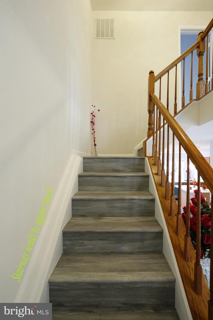 3982 BRUSSELS WAY, WOODBRIDGE, Virginia 22192, 3 Bedrooms Bedrooms, ,3 BathroomsBathrooms,Residential,For sale,3982 BRUSSELS WAY,VAPW2109074 MLS # VAPW2109074