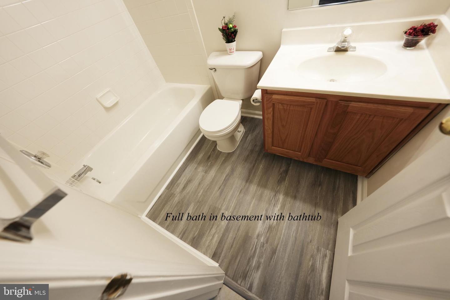 3982 BRUSSELS WAY, WOODBRIDGE, Virginia 22192, 3 Bedrooms Bedrooms, ,3 BathroomsBathrooms,Residential,For sale,3982 BRUSSELS WAY,VAPW2109074 MLS # VAPW2109074