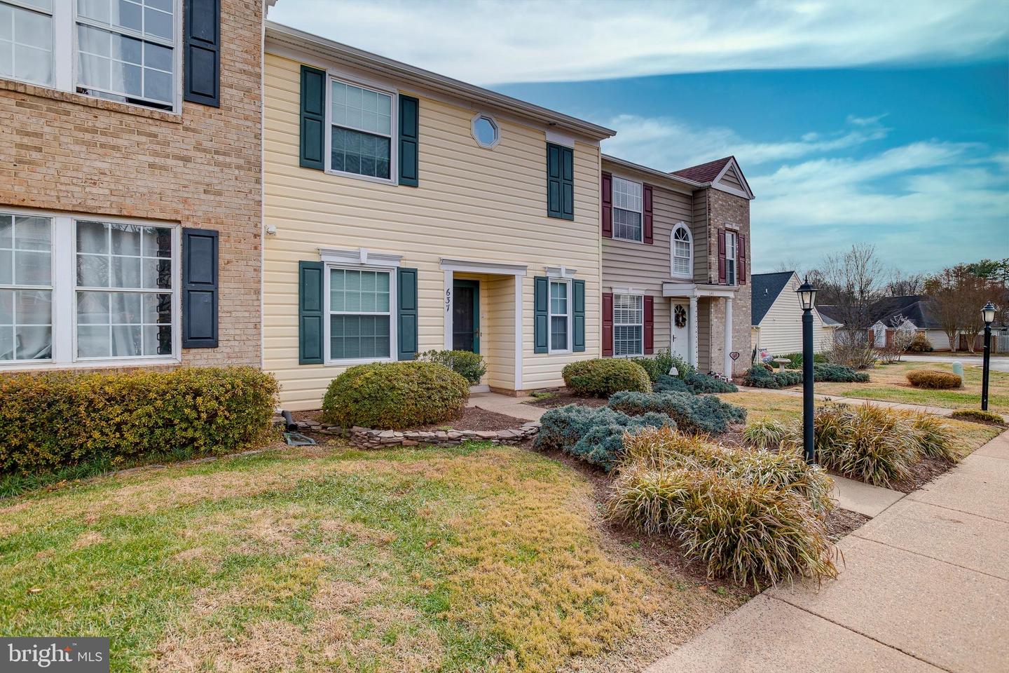 637 BRIDLEWOOD DR, CULPEPER, Virginia 22701, 3 Bedrooms Bedrooms, ,2 BathroomsBathrooms,Residential,For sale,637 BRIDLEWOOD DR,VACU2012228 MLS # VACU2012228 637 BRIDLEWOOD DR, CULPEPER, Virginia 22701, 3 Bedrooms Bedrooms, ,2 BathroomsBathrooms,Residential,For sale,637 BRIDLEWOOD DR,VACU2012228 MLS # VACU2012228