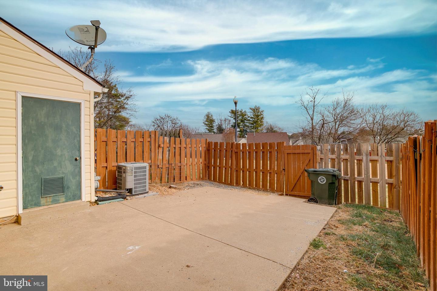 637 BRIDLEWOOD DR, CULPEPER, Virginia 22701, 3 Bedrooms Bedrooms, ,2 BathroomsBathrooms,Residential,For sale,637 BRIDLEWOOD DR,VACU2012228 MLS # VACU2012228 637 BRIDLEWOOD DR, CULPEPER, Virginia 22701, 3 Bedrooms Bedrooms, ,2 BathroomsBathrooms,Residential,For sale,637 BRIDLEWOOD DR,VACU2012228 MLS # VACU2012228