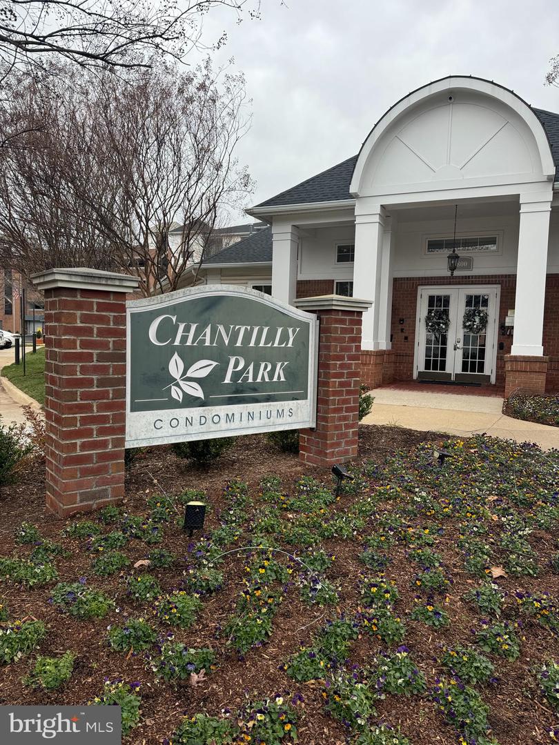 3820 LIGHTFOOT ST #316, CHANTILLY, Virginia 20151, 1 Bedroom Bedrooms, 2 Rooms Rooms,1 BathroomBathrooms,Residential,For sale,3820 LIGHTFOOT ST #316,VAFX2282484 MLS # VAFX2282484