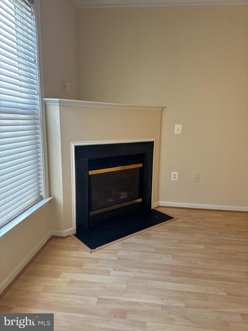 3820 LIGHTFOOT ST #316, CHANTILLY, Virginia 20151, 1 Bedroom Bedrooms, 2 Rooms Rooms,1 BathroomBathrooms,Residential,For sale,3820 LIGHTFOOT ST #316,VAFX2282484 MLS # VAFX2282484 3820 LIGHTFOOT ST #316, CHANTILLY, Virginia 20151, 1 Bedroom Bedrooms, 2 Rooms Rooms,1 BathroomBathrooms,Residential,For sale,3820 LIGHTFOOT ST #316,VAFX2282484 MLS # VAFX2282484