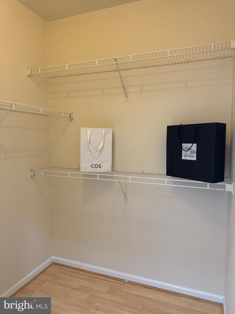 3820 LIGHTFOOT ST #316, CHANTILLY, Virginia 20151, 1 Bedroom Bedrooms, 2 Rooms Rooms,1 BathroomBathrooms,Residential,For sale,3820 LIGHTFOOT ST #316,VAFX2282484 MLS # VAFX2282484 3820 LIGHTFOOT ST #316, CHANTILLY, Virginia 20151, 1 Bedroom Bedrooms, 2 Rooms Rooms,1 BathroomBathrooms,Residential,For sale,3820 LIGHTFOOT ST #316,VAFX2282484 MLS # VAFX2282484