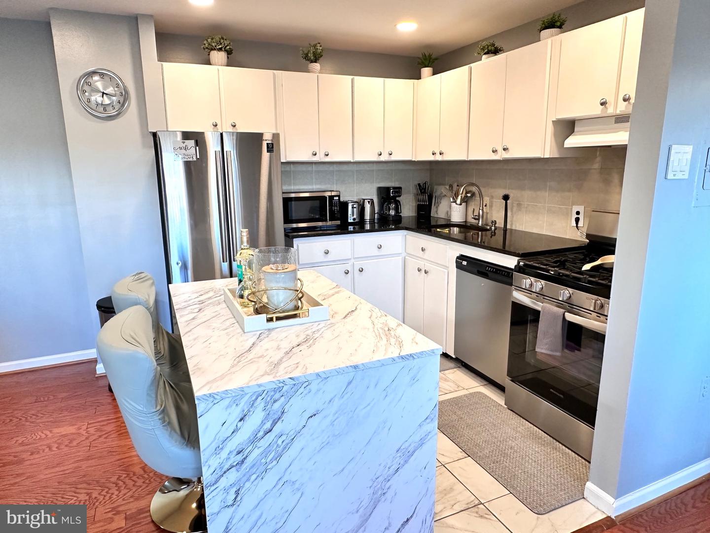 5250 VALLEY FORGE DR #407, ALEXANDRIA, Virginia 22304, 3 Bedrooms Bedrooms, ,2 BathroomsBathrooms,Residential,For sale,5250 VALLEY FORGE DR #407,VAAX2052420 MLS # VAAX2052420 5250 VALLEY FORGE DR #407, ALEXANDRIA, Virginia 22304, 3 Bedrooms Bedrooms, ,2 BathroomsBathrooms,Residential,For sale,5250 VALLEY FORGE DR #407,VAAX2052420 MLS # VAAX2052420