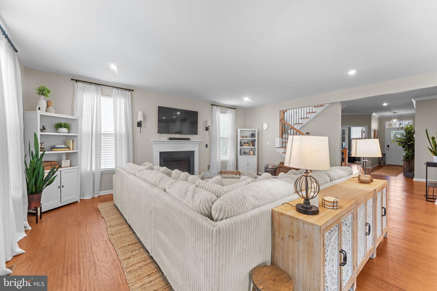 12432 MAYS QUARTER RD, WOODBRIDGE, Virginia 22192, 4 Bedrooms Bedrooms, ,4 BathroomsBathrooms,Residential,For sale,12432 MAYS QUARTER RD,VAPW2109146 MLS # VAPW2109146 12432 MAYS QUARTER RD, WOODBRIDGE, Virginia 22192, 4 Bedrooms Bedrooms, ,4 BathroomsBathrooms,Residential,For sale,12432 MAYS QUARTER RD,VAPW2109146 MLS # VAPW2109146