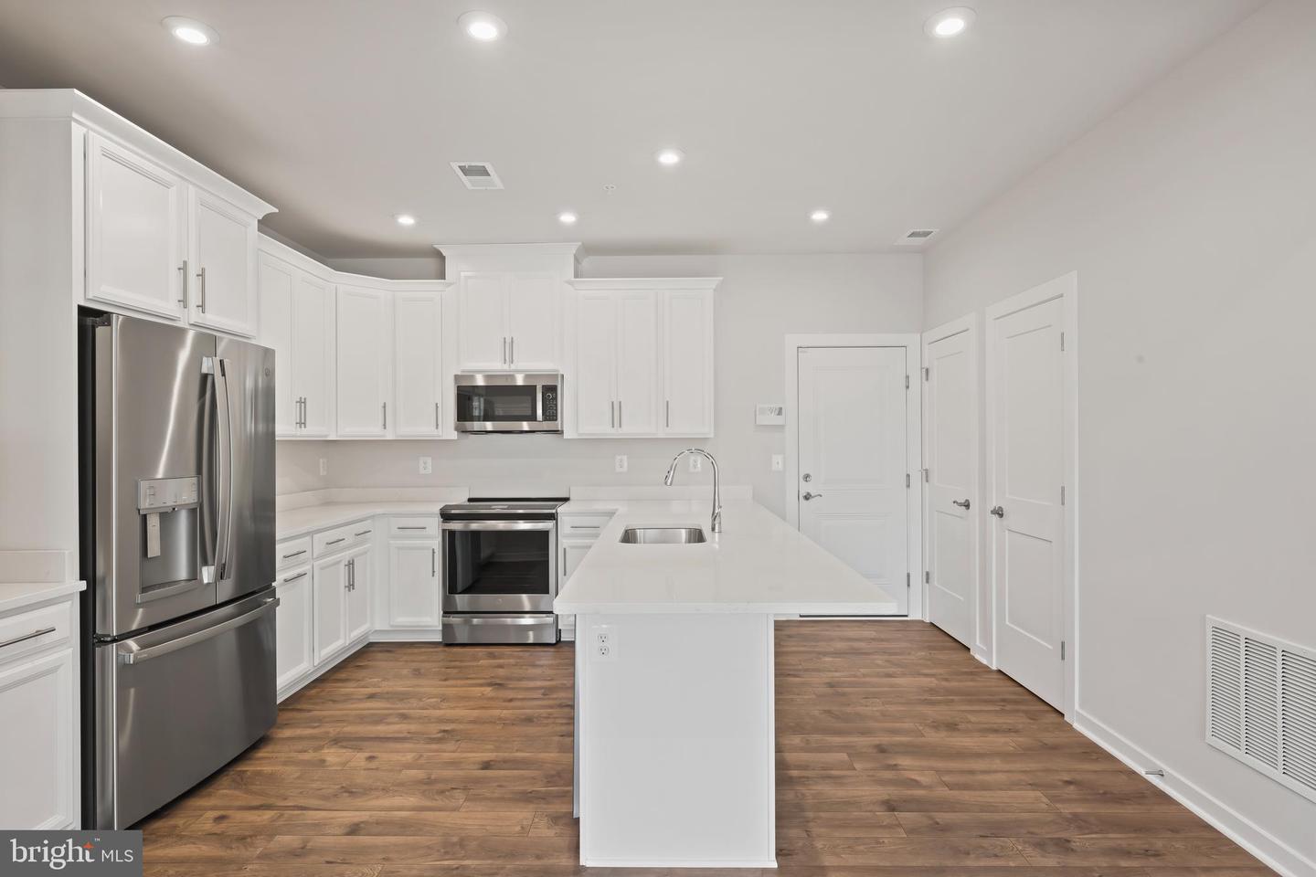 20364 NEWFOUNDLAND SQ, ASHBURN, Virginia 20147, 2 Bedrooms Bedrooms, ,2 BathroomsBathrooms,Residential,For sale,20364 NEWFOUNDLAND SQ,VALO2112352 MLS # VALO2112352 20364 NEWFOUNDLAND SQ, ASHBURN, Virginia 20147, 2 Bedrooms Bedrooms, ,2 BathroomsBathrooms,Residential,For sale,20364 NEWFOUNDLAND SQ,VALO2112352 MLS # VALO2112352