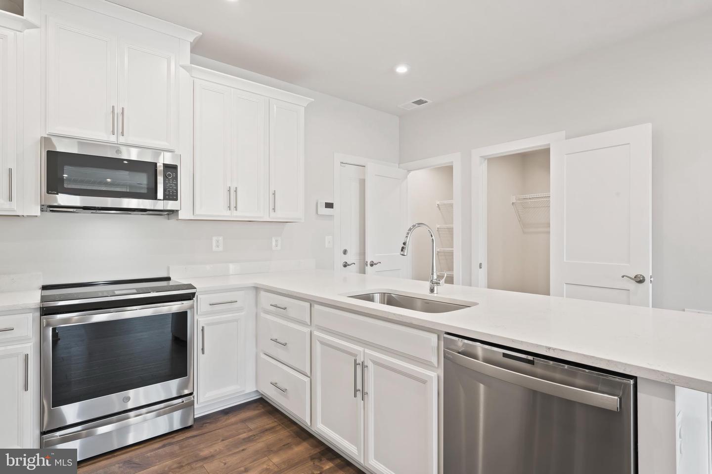 20364 NEWFOUNDLAND SQ, ASHBURN, Virginia 20147, 2 Bedrooms Bedrooms, ,2 BathroomsBathrooms,Residential,For sale,20364 NEWFOUNDLAND SQ,VALO2112352 MLS # VALO2112352 20364 NEWFOUNDLAND SQ, ASHBURN, Virginia 20147, 2 Bedrooms Bedrooms, ,2 BathroomsBathrooms,Residential,For sale,20364 NEWFOUNDLAND SQ,VALO2112352 MLS # VALO2112352