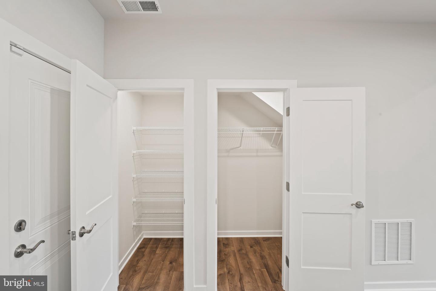 20364 NEWFOUNDLAND SQ, ASHBURN, Virginia 20147, 2 Bedrooms Bedrooms, ,2 BathroomsBathrooms,Residential,For sale,20364 NEWFOUNDLAND SQ,VALO2112352 MLS # VALO2112352 20364 NEWFOUNDLAND SQ, ASHBURN, Virginia 20147, 2 Bedrooms Bedrooms, ,2 BathroomsBathrooms,Residential,For sale,20364 NEWFOUNDLAND SQ,VALO2112352 MLS # VALO2112352