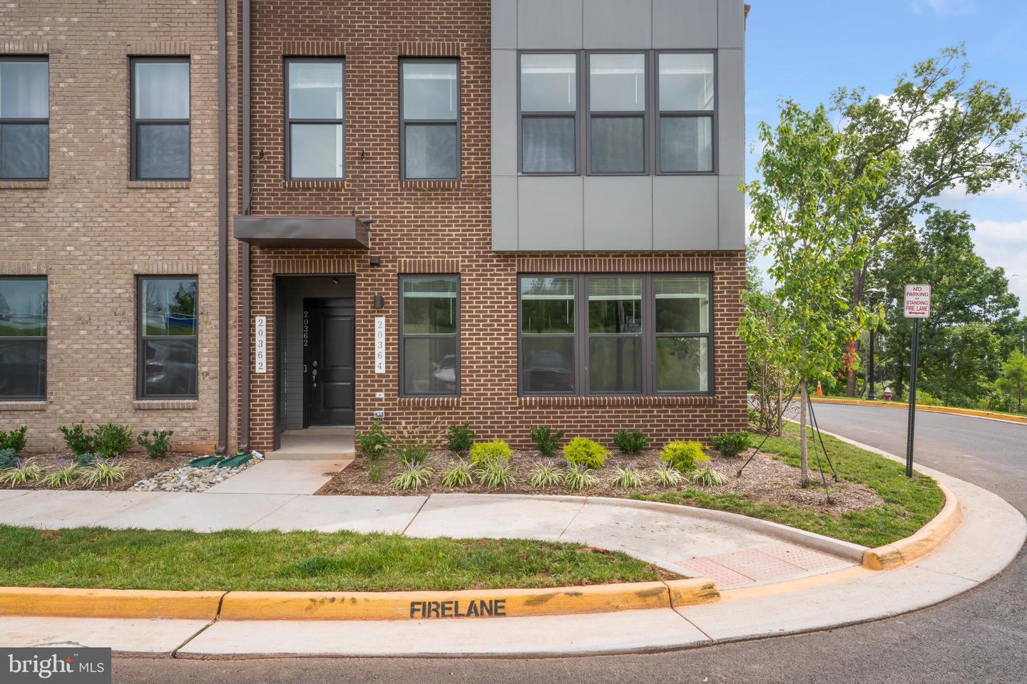 20364 NEWFOUNDLAND SQ, ASHBURN, Virginia 20147, 2 Bedrooms Bedrooms, ,2 BathroomsBathrooms,Residential,For sale,20364 NEWFOUNDLAND SQ,VALO2112352 MLS # VALO2112352 20364 NEWFOUNDLAND SQ, ASHBURN, Virginia 20147, 2 Bedrooms Bedrooms, ,2 BathroomsBathrooms,Residential,For sale,20364 NEWFOUNDLAND SQ,VALO2112352 MLS # VALO2112352