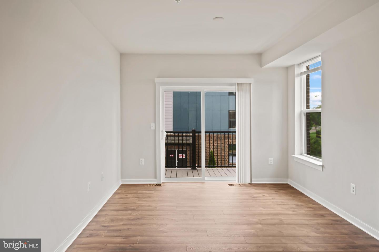 20364 NEWFOUNDLAND SQ, ASHBURN, Virginia 20147, 2 Bedrooms Bedrooms, ,2 BathroomsBathrooms,Residential,For sale,20364 NEWFOUNDLAND SQ,VALO2112352 MLS # VALO2112352 20364 NEWFOUNDLAND SQ, ASHBURN, Virginia 20147, 2 Bedrooms Bedrooms, ,2 BathroomsBathrooms,Residential,For sale,20364 NEWFOUNDLAND SQ,VALO2112352 MLS # VALO2112352