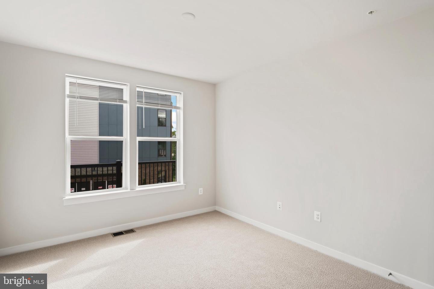 20364 NEWFOUNDLAND SQ, ASHBURN, Virginia 20147, 2 Bedrooms Bedrooms, ,2 BathroomsBathrooms,Residential,For sale,20364 NEWFOUNDLAND SQ,VALO2112352 MLS # VALO2112352 20364 NEWFOUNDLAND SQ, ASHBURN, Virginia 20147, 2 Bedrooms Bedrooms, ,2 BathroomsBathrooms,Residential,For sale,20364 NEWFOUNDLAND SQ,VALO2112352 MLS # VALO2112352