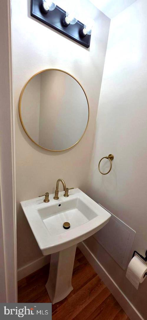 3478 PENCE CT, ANNANDALE, Virginia 22003, 4 Bedrooms Bedrooms, ,3 BathroomsBathrooms,Residential,For sale,3478 PENCE CT,VAFX2282546 MLS # VAFX2282546 3478 PENCE CT, ANNANDALE, Virginia 22003, 4 Bedrooms Bedrooms, ,3 BathroomsBathrooms,Residential,For sale,3478 PENCE CT,VAFX2282546 MLS # VAFX2282546