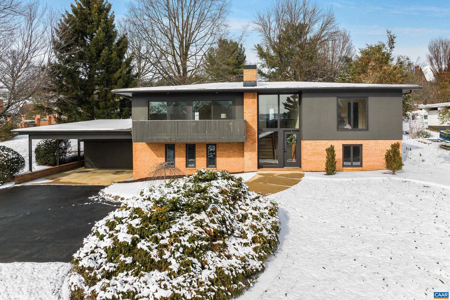 475 MYERS AVE, HARRISONBURG, Virginia 22801, 5 Bedrooms Bedrooms, ,2 BathroomsBathrooms,Residential,For sale,475 MYERS AVE,671832 MLS # 671832