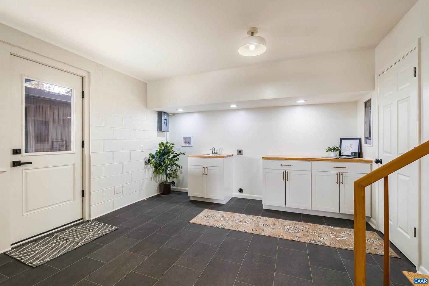 475 MYERS AVE, HARRISONBURG, Virginia 22801, 5 Bedrooms Bedrooms, ,2 BathroomsBathrooms,Residential,For sale,475 MYERS AVE,671832 MLS # 671832 475 MYERS AVE, HARRISONBURG, Virginia 22801, 5 Bedrooms Bedrooms, ,2 BathroomsBathrooms,Residential,For sale,475 MYERS AVE,671832 MLS # 671832