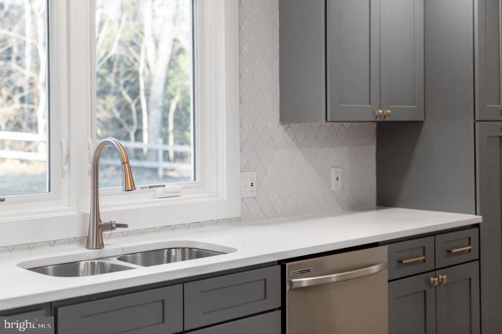 11481 ZIRKLE LN, BROADWAY, Virginia 22815, 4 Bedrooms Bedrooms, ,2 BathroomsBathrooms,Residential,For sale,11481 ZIRKLE LN,VARO2002766 MLS # VARO2002766 11481 ZIRKLE LN, BROADWAY, Virginia 22815, 4 Bedrooms Bedrooms, ,2 BathroomsBathrooms,Residential,For sale,11481 ZIRKLE LN,VARO2002766 MLS # VARO2002766