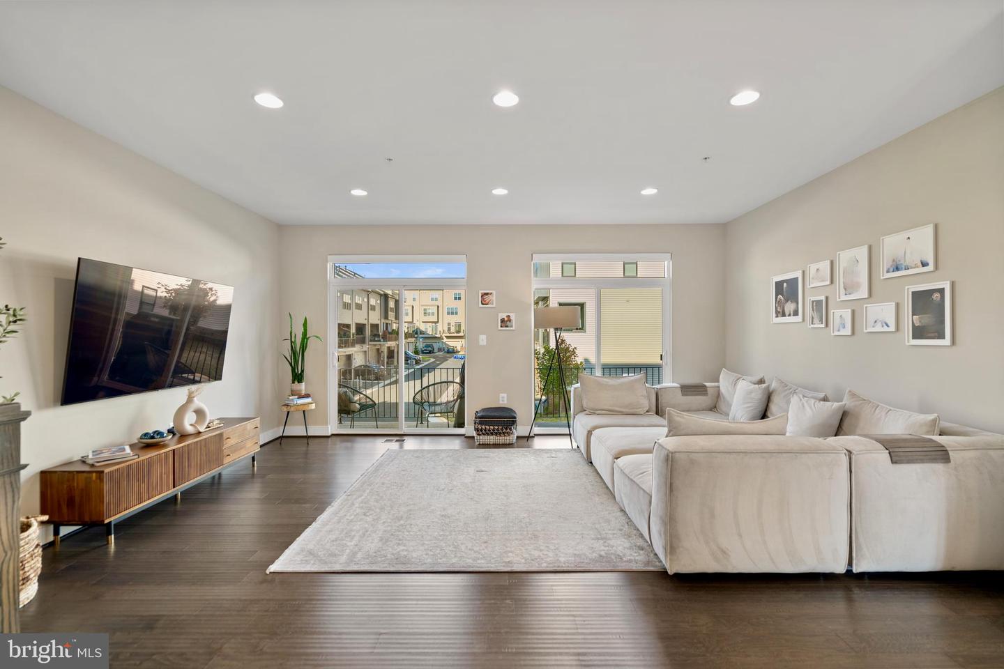 22966 CABRAL TER, BRAMBLETON, Virginia 20148, 3 Bedrooms Bedrooms, ,3 BathroomsBathrooms,Residential,For sale,22966 CABRAL TER,VALO2112364 MLS # VALO2112364 22966 CABRAL TER, BRAMBLETON, Virginia 20148, 3 Bedrooms Bedrooms, ,3 BathroomsBathrooms,Residential,For sale,22966 CABRAL TER,VALO2112364 MLS # VALO2112364