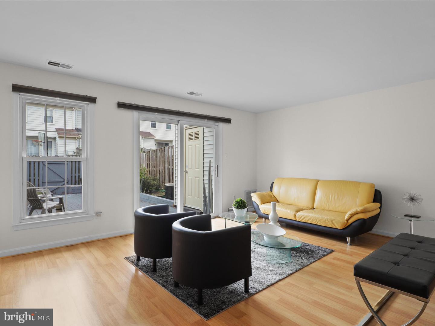 8068 DULCIANA CT, SPRINGFIELD, Virginia 22153, 2 Bedrooms Bedrooms, ,1 BathroomBathrooms,Residential,For sale,8068 DULCIANA CT,VAFX2282562 MLS # VAFX2282562