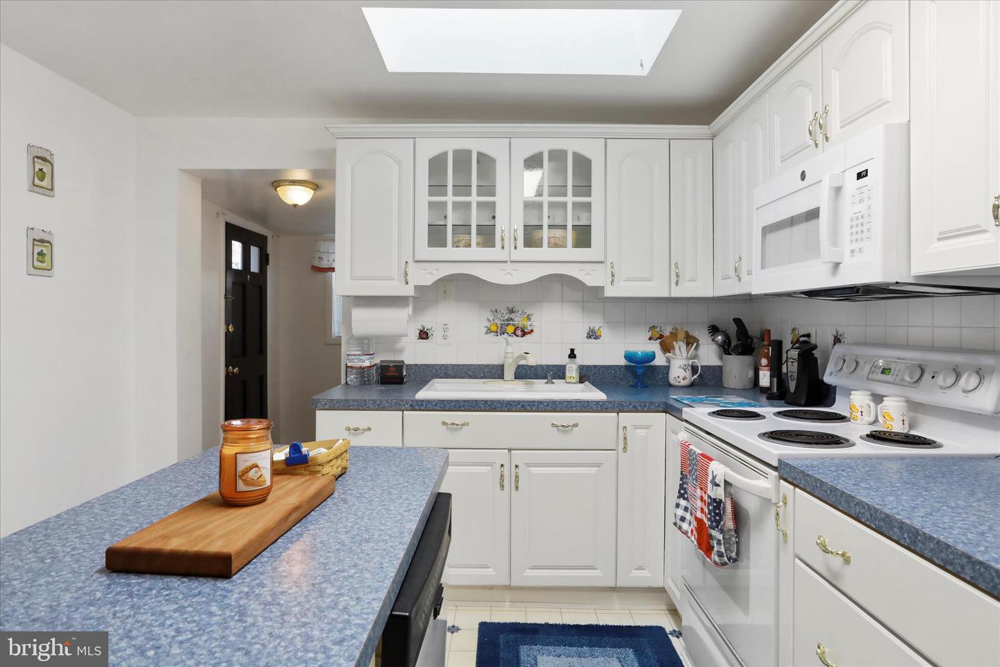 464 CASTLETON FORD RD, CASTLETON, Virginia 22716, 3 Bedrooms Bedrooms, ,2 BathroomsBathrooms,Residential,For sale,464 CASTLETON FORD RD,VARP2002436 MLS # VARP2002436