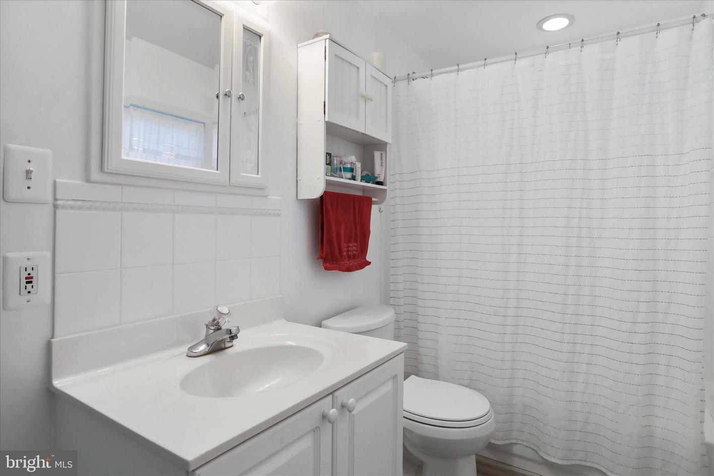 464 CASTLETON FORD RD, CASTLETON, Virginia 22716, 3 Bedrooms Bedrooms, ,2 BathroomsBathrooms,Residential,For sale,464 CASTLETON FORD RD,VARP2002436 MLS # VARP2002436