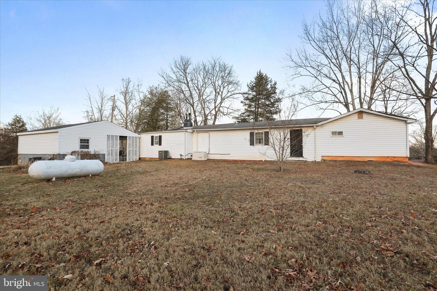 464 CASTLETON FORD RD, CASTLETON, Virginia 22716, 3 Bedrooms Bedrooms, ,2 BathroomsBathrooms,Residential,For sale,464 CASTLETON FORD RD,VARP2002436 MLS # VARP2002436