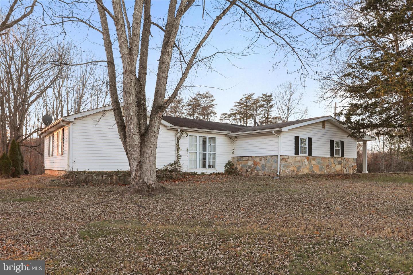 464 CASTLETON FORD RD, CASTLETON, Virginia 22716, 3 Bedrooms Bedrooms, ,2 BathroomsBathrooms,Residential,For sale,464 CASTLETON FORD RD,VARP2002436 MLS # VARP2002436