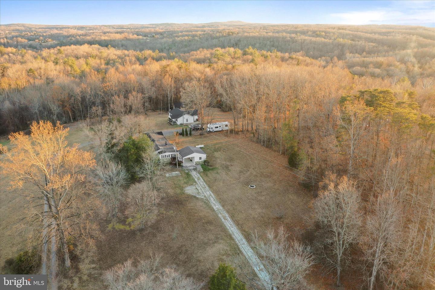 464 CASTLETON FORD RD, CASTLETON, Virginia 22716, 3 Bedrooms Bedrooms, ,2 BathroomsBathrooms,Residential,For sale,464 CASTLETON FORD RD,VARP2002436 MLS # VARP2002436