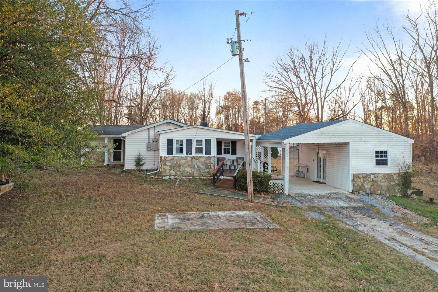 464 CASTLETON FORD RD, CASTLETON, Virginia 22716, 3 Bedrooms Bedrooms, ,2 BathroomsBathrooms,Residential,For sale,464 CASTLETON FORD RD,VARP2002436 MLS # VARP2002436