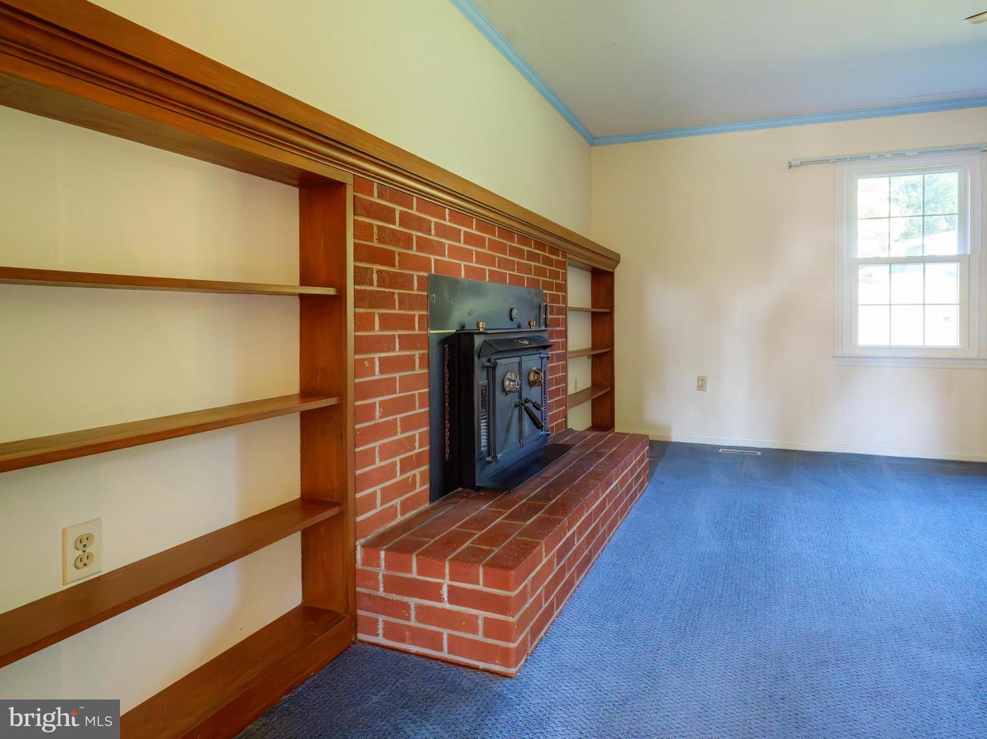 17152 BRIDGE VIEW CT, PAEONIAN SPRINGS, Virginia 20129, 4 Bedrooms Bedrooms, ,2 BathroomsBathrooms,Residential,For sale,17152 BRIDGE VIEW CT,VALO2104206 MLS # VALO2104206