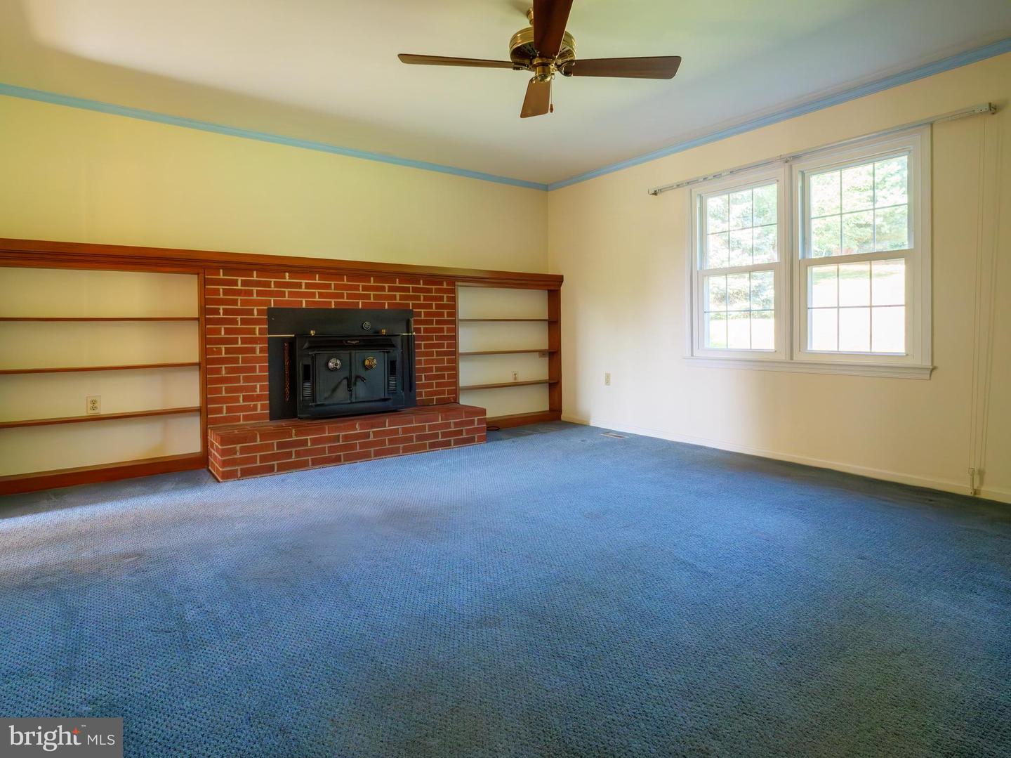 17152 BRIDGE VIEW CT, PAEONIAN SPRINGS, Virginia 20129, 4 Bedrooms Bedrooms, ,2 BathroomsBathrooms,Residential,For sale,17152 BRIDGE VIEW CT,VALO2104206 MLS # VALO2104206