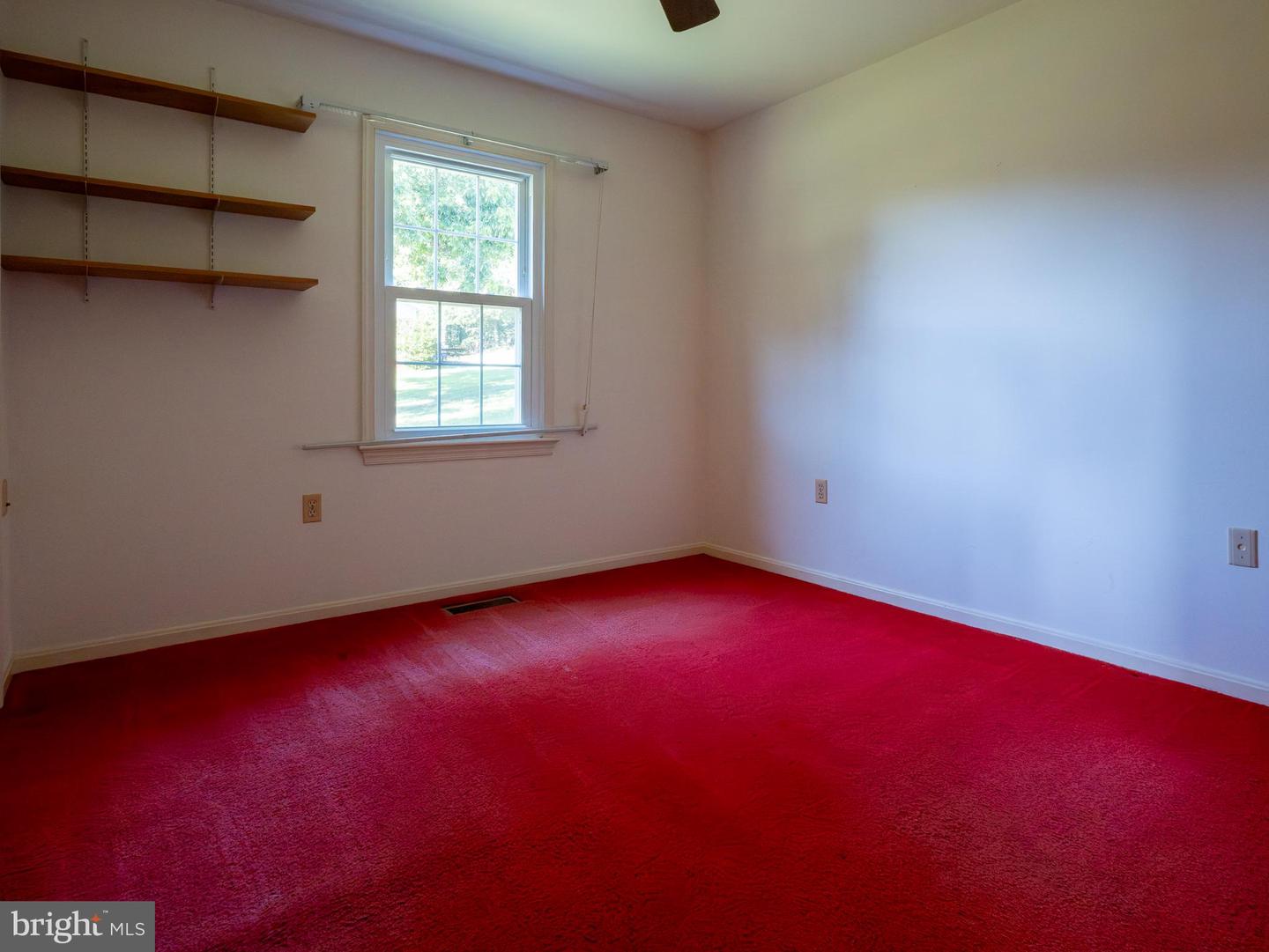 17152 BRIDGE VIEW CT, PAEONIAN SPRINGS, Virginia 20129, 4 Bedrooms Bedrooms, ,2 BathroomsBathrooms,Residential,For sale,17152 BRIDGE VIEW CT,VALO2104206 MLS # VALO2104206