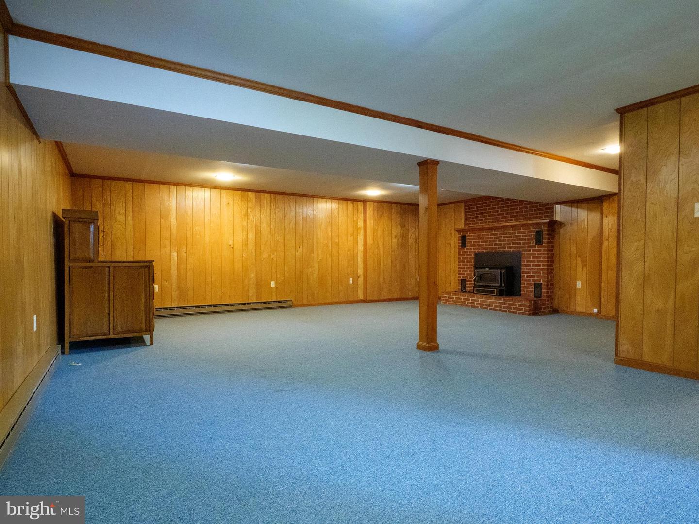 17152 BRIDGE VIEW CT, PAEONIAN SPRINGS, Virginia 20129, 4 Bedrooms Bedrooms, ,2 BathroomsBathrooms,Residential,For sale,17152 BRIDGE VIEW CT,VALO2104206 MLS # VALO2104206