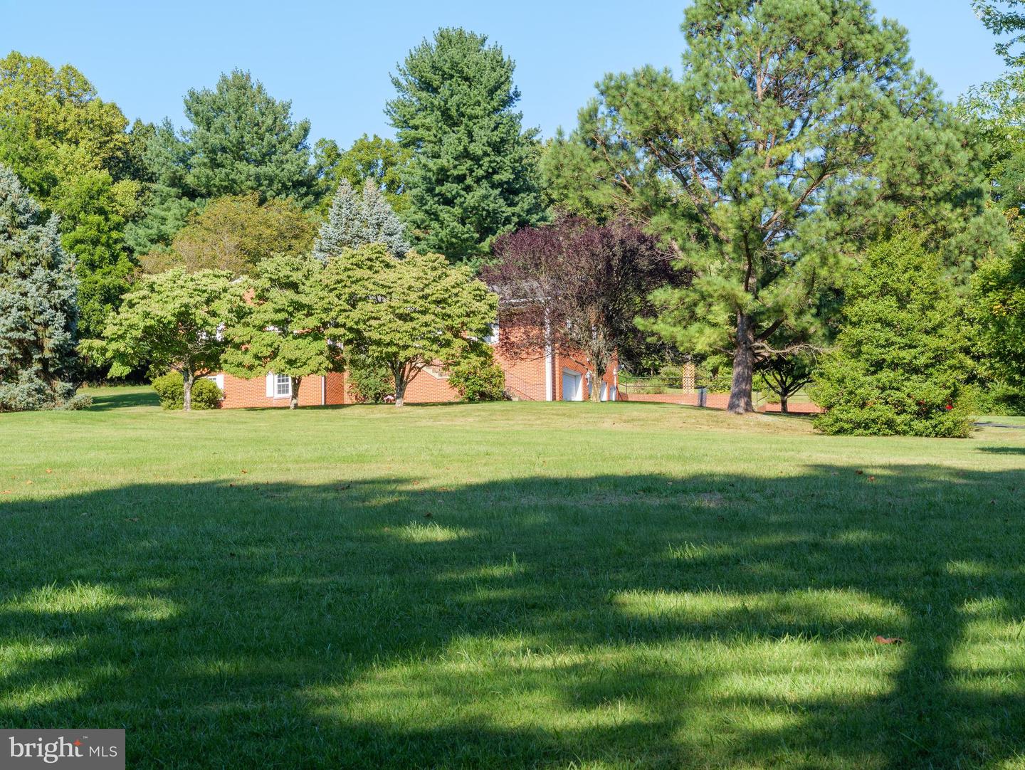 17152 BRIDGE VIEW CT, PAEONIAN SPRINGS, Virginia 20129, 4 Bedrooms Bedrooms, ,2 BathroomsBathrooms,Residential,For sale,17152 BRIDGE VIEW CT,VALO2104206 MLS # VALO2104206