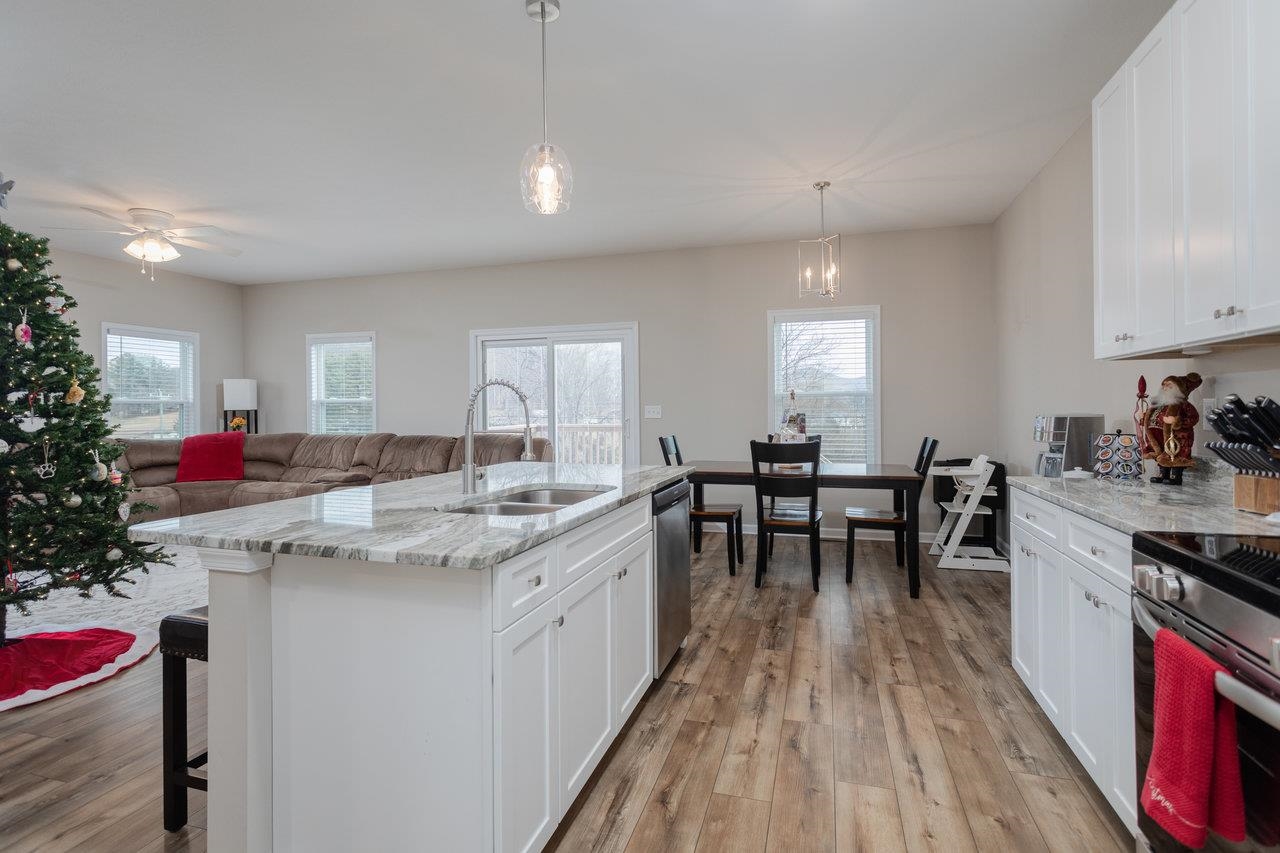 4505 CHRISTOPHER PL, PENN LAIRD, Virginia 22846, 4 Bedrooms Bedrooms, ,2 BathroomsBathrooms,Residential,4505 CHRISTOPHER PL,671858 MLS # 671858 4505 CHRISTOPHER PL, PENN LAIRD, Virginia 22846, 4 Bedrooms Bedrooms, ,2 BathroomsBathrooms,Residential,4505 CHRISTOPHER PL,671858 MLS # 671858