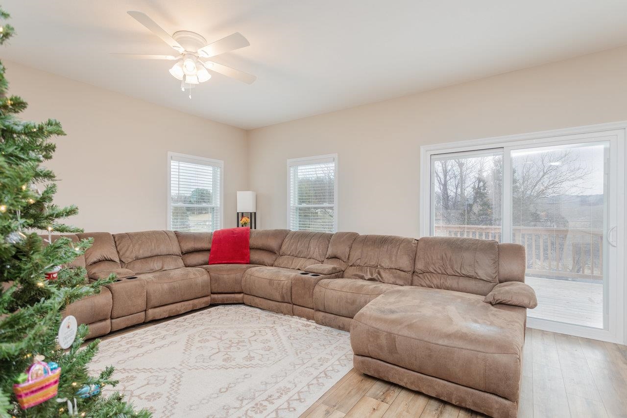 4505 CHRISTOPHER PL, PENN LAIRD, Virginia 22846, 4 Bedrooms Bedrooms, ,2 BathroomsBathrooms,Residential,4505 CHRISTOPHER PL,671858 MLS # 671858 4505 CHRISTOPHER PL, PENN LAIRD, Virginia 22846, 4 Bedrooms Bedrooms, ,2 BathroomsBathrooms,Residential,4505 CHRISTOPHER PL,671858 MLS # 671858