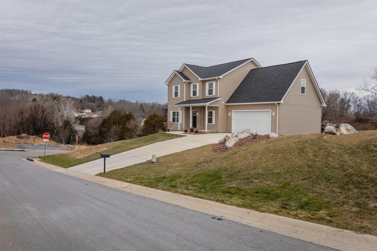 4505 CHRISTOPHER PL, PENN LAIRD, Virginia 22846, 4 Bedrooms Bedrooms, ,2 BathroomsBathrooms,Residential,4505 CHRISTOPHER PL,671858 MLS # 671858 4505 CHRISTOPHER PL, PENN LAIRD, Virginia 22846, 4 Bedrooms Bedrooms, ,2 BathroomsBathrooms,Residential,4505 CHRISTOPHER PL,671858 MLS # 671858