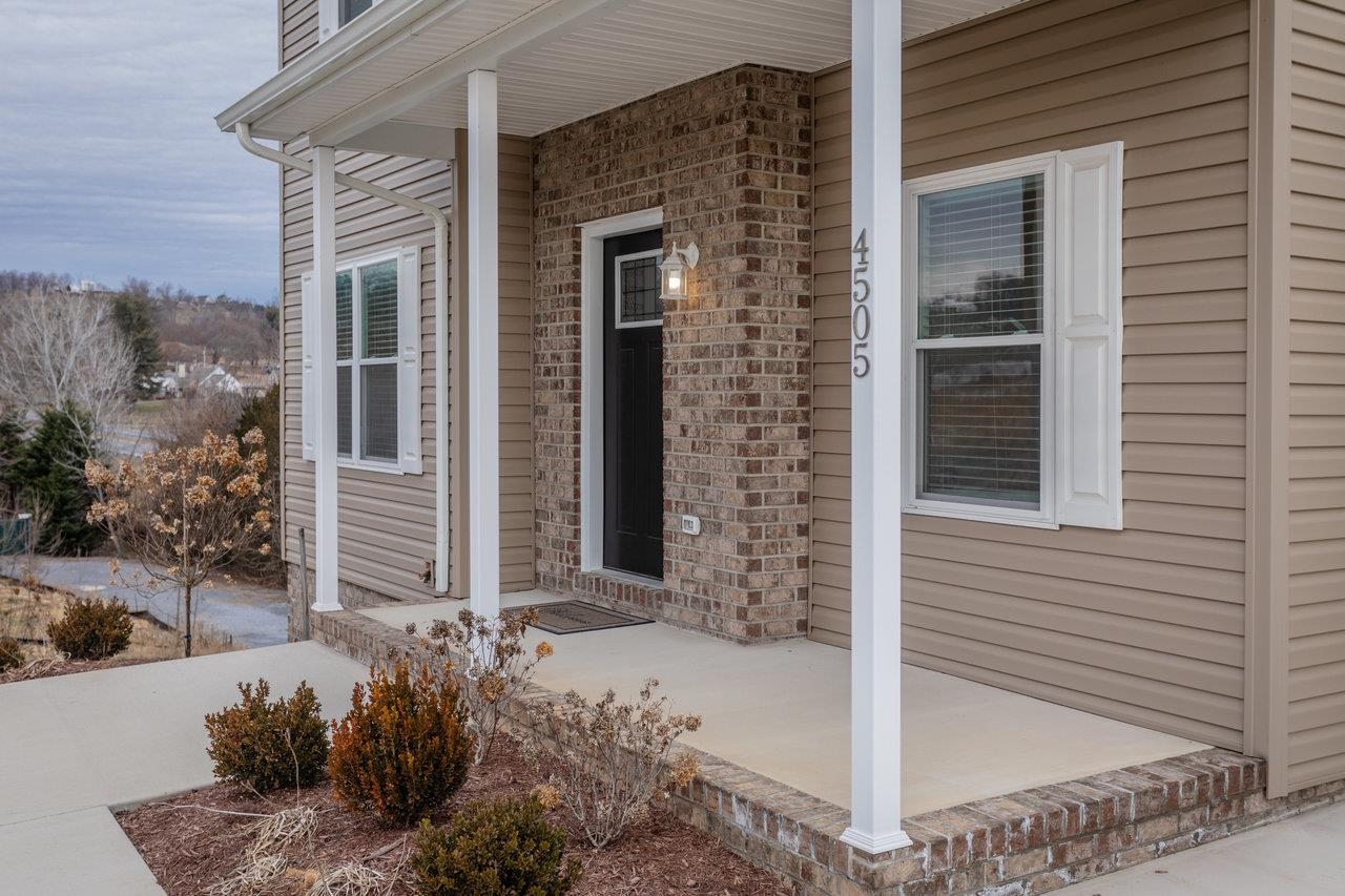 4505 CHRISTOPHER PL, PENN LAIRD, Virginia 22846, 4 Bedrooms Bedrooms, ,2 BathroomsBathrooms,Residential,4505 CHRISTOPHER PL,671858 MLS # 671858 4505 CHRISTOPHER PL, PENN LAIRD, Virginia 22846, 4 Bedrooms Bedrooms, ,2 BathroomsBathrooms,Residential,4505 CHRISTOPHER PL,671858 MLS # 671858