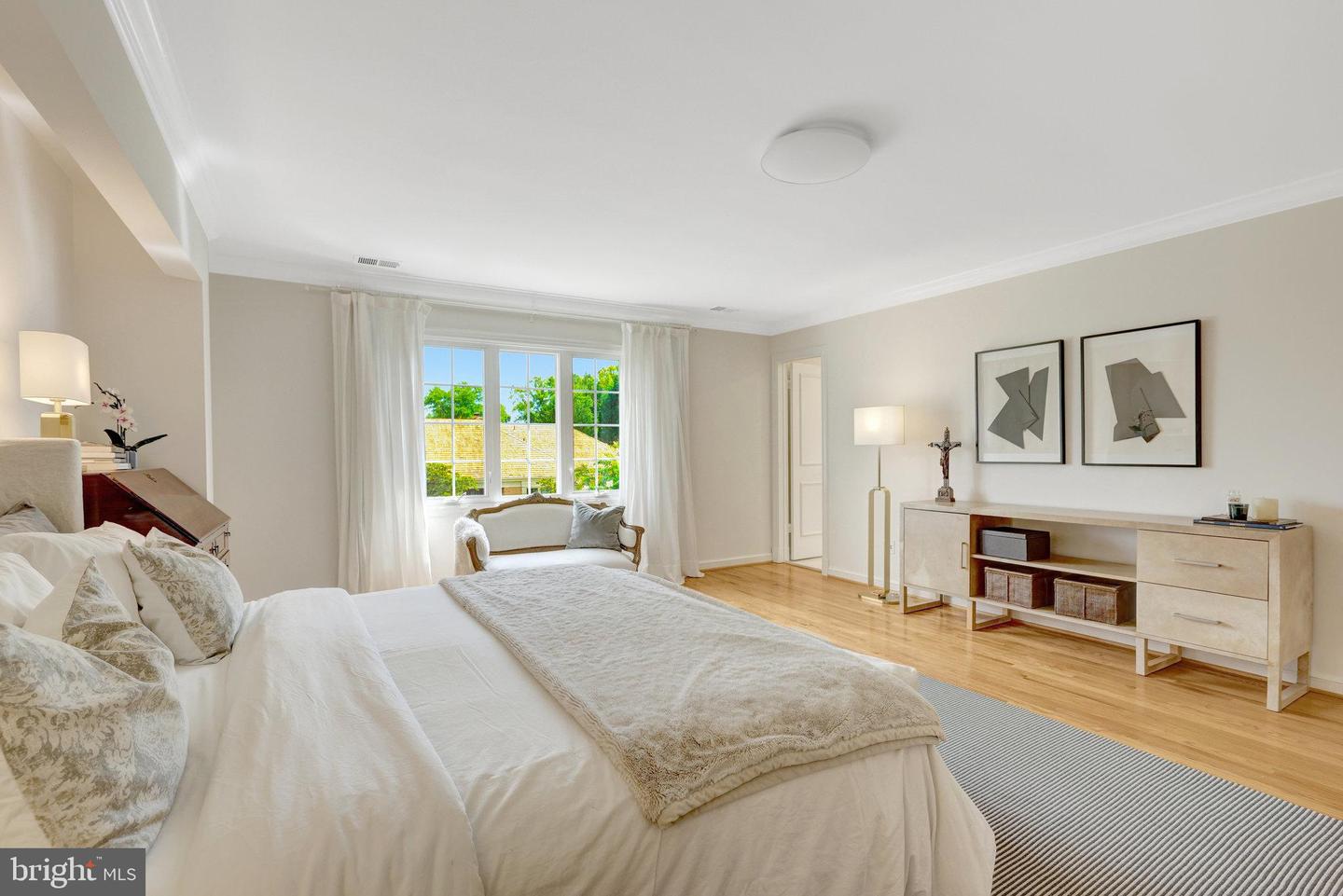 6305 DUNAWAY CT, MCLEAN, Virginia 22101, 6 Bedrooms Bedrooms, ,6 BathroomsBathrooms,Residential,For sale,6305 DUNAWAY CT,VAFX2266276 MLS # VAFX2266276 6305 DUNAWAY CT, MCLEAN, Virginia 22101, 6 Bedrooms Bedrooms, ,6 BathroomsBathrooms,Residential,For sale,6305 DUNAWAY CT,VAFX2266276 MLS # VAFX2266276