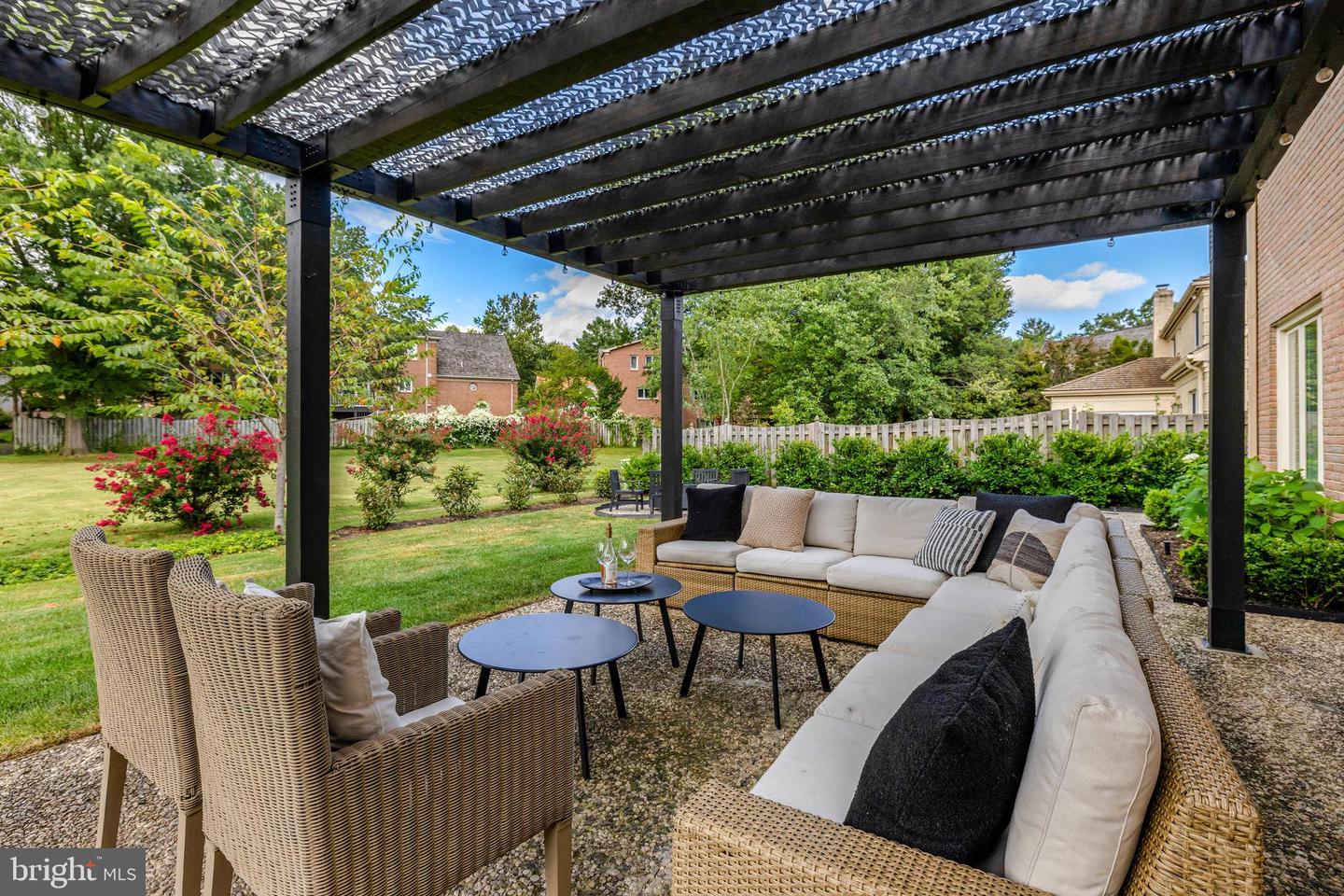 6305 DUNAWAY CT, MCLEAN, Virginia 22101, 6 Bedrooms Bedrooms, ,6 BathroomsBathrooms,Residential,For sale,6305 DUNAWAY CT,VAFX2266276 MLS # VAFX2266276 6305 DUNAWAY CT, MCLEAN, Virginia 22101, 6 Bedrooms Bedrooms, ,6 BathroomsBathrooms,Residential,For sale,6305 DUNAWAY CT,VAFX2266276 MLS # VAFX2266276