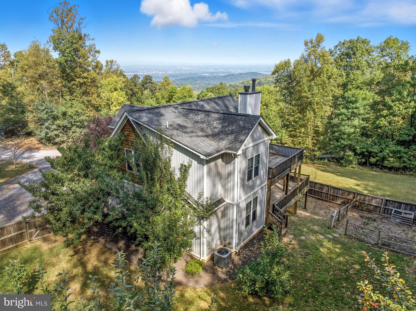 540 MCDONALDS FARM RD, LINDEN, Virginia 22642, 3 Bedrooms Bedrooms, ,2 BathroomsBathrooms,Residential,For sale,540 MCDONALDS FARM RD,VAWR2012338 MLS # VAWR2012338