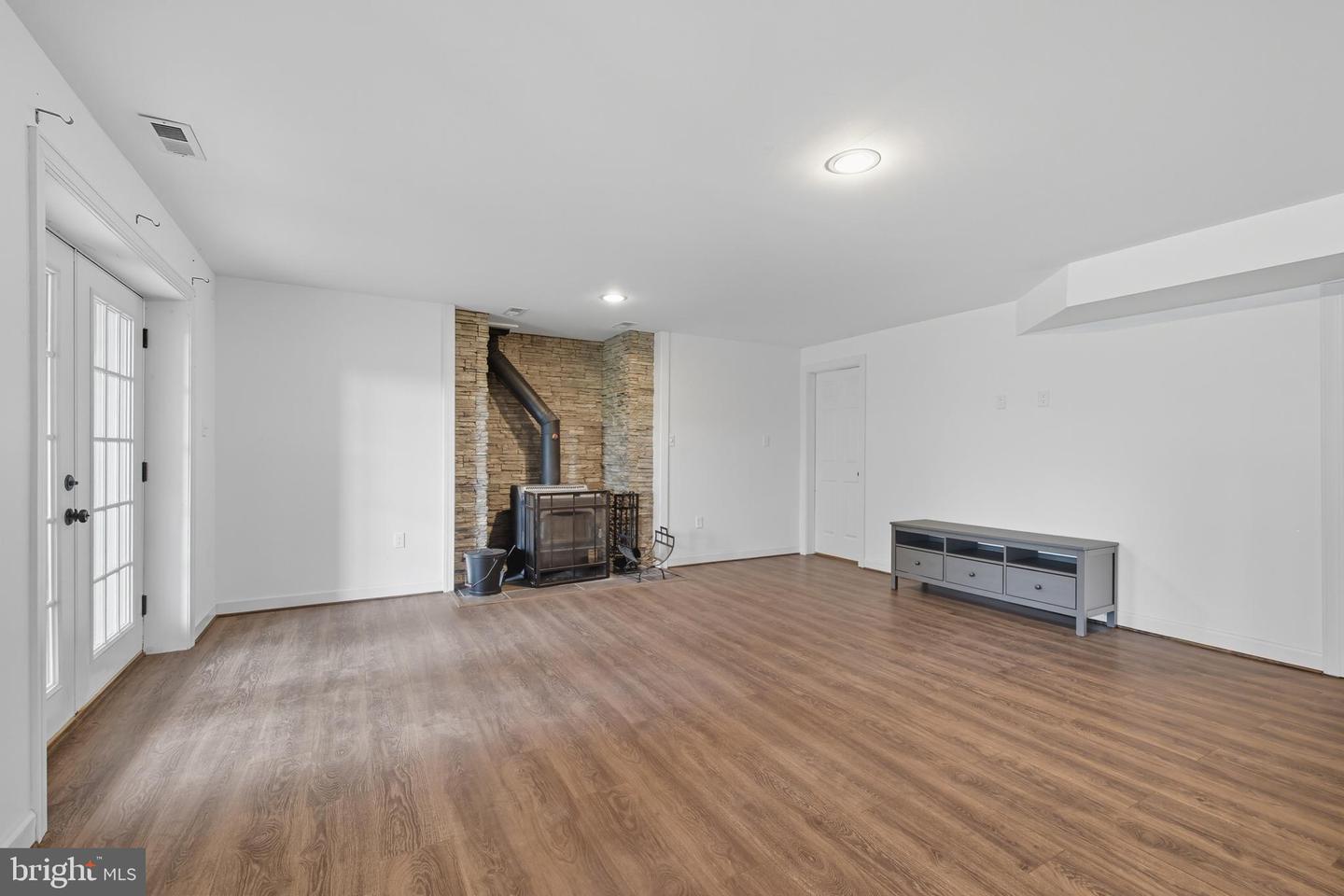 540 MCDONALDS FARM RD, LINDEN, Virginia 22642, 3 Bedrooms Bedrooms, ,2 BathroomsBathrooms,Residential,For sale,540 MCDONALDS FARM RD,VAWR2012338 MLS # VAWR2012338